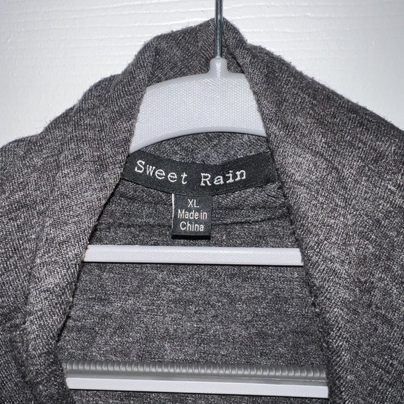 Sweet Rain Gray Travel Sweater/Wrap - Size XL - Picture 3 of 4